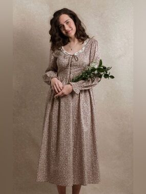 Neuflora Aberdeen Maxi Dress in Vintage Floral Cotton Pockets Cottage Size Small